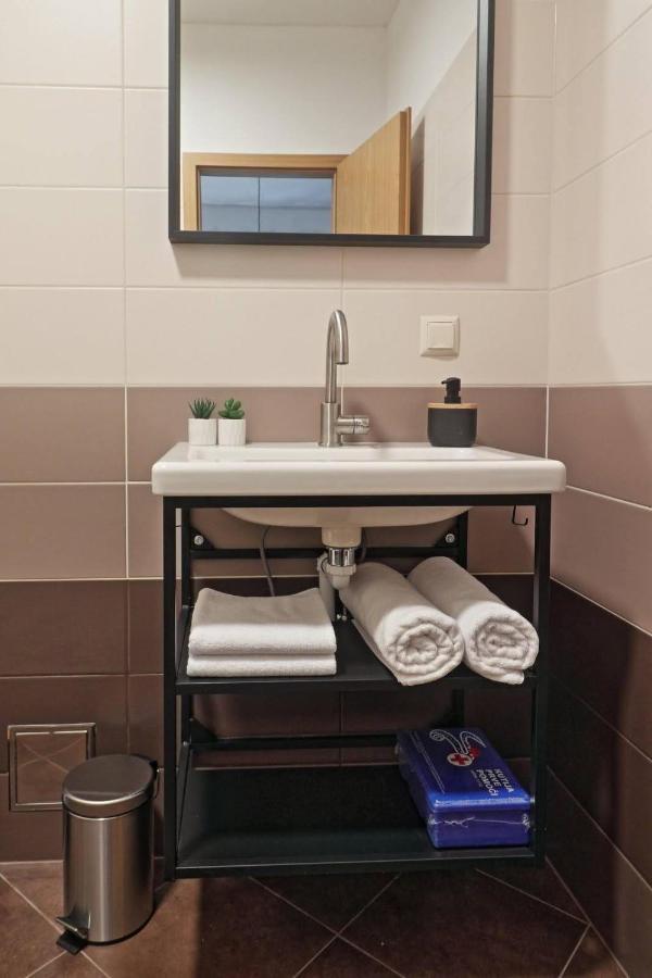 Apartman Studio Pesja Omišalj Εξωτερικό φωτογραφία